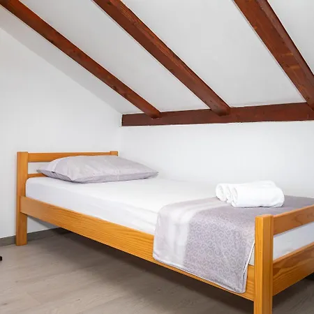 House Mario Hébergement de vacances Supetar