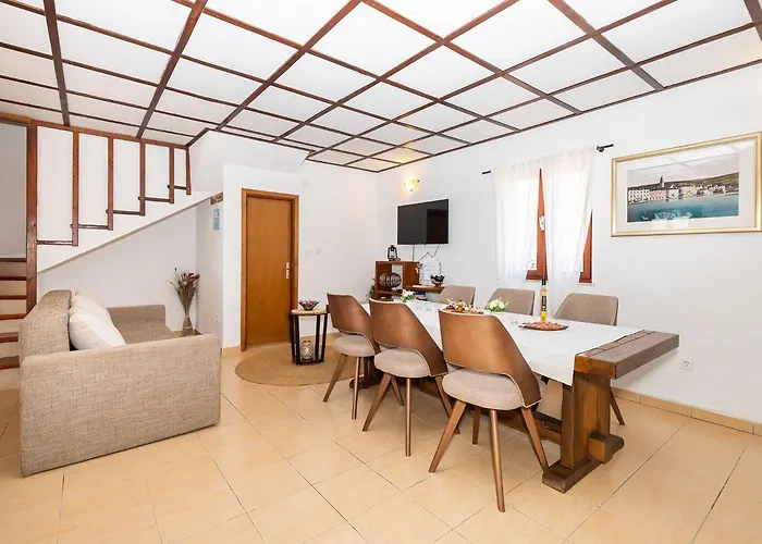House Mario Vakantiehuis Supetar