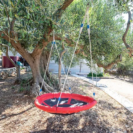 Дом отдыха House Mario