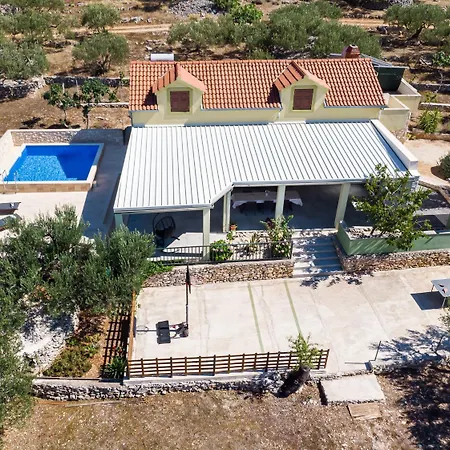 House Mario Супетар